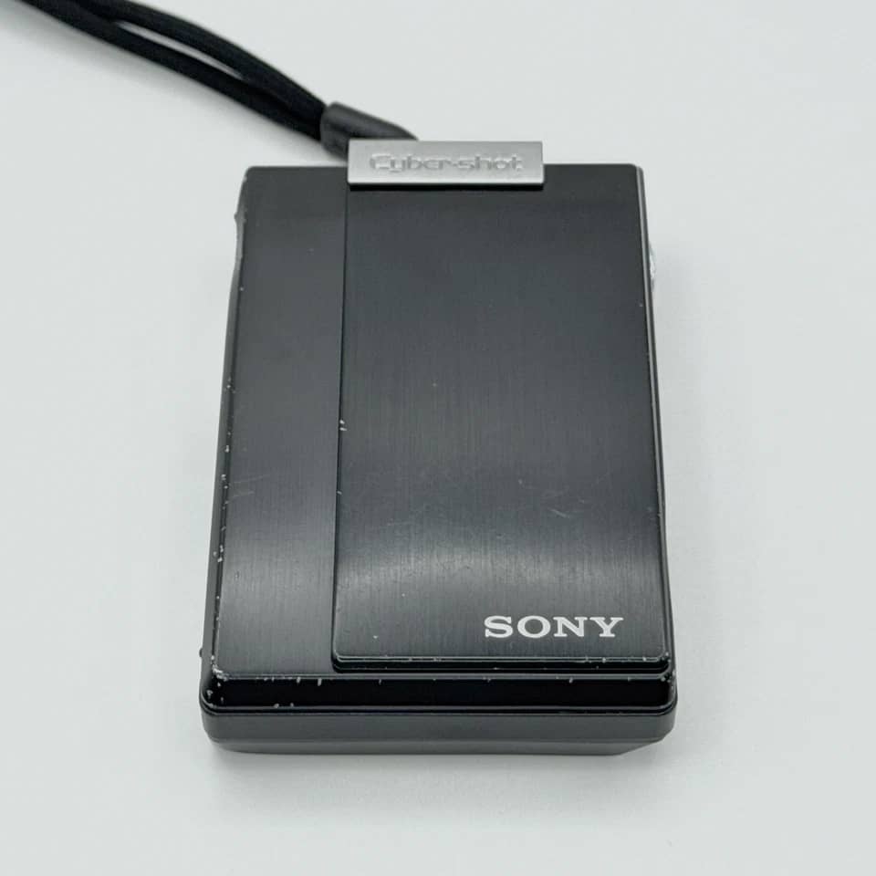 Sony DiMAGE F100 Digital Cameras