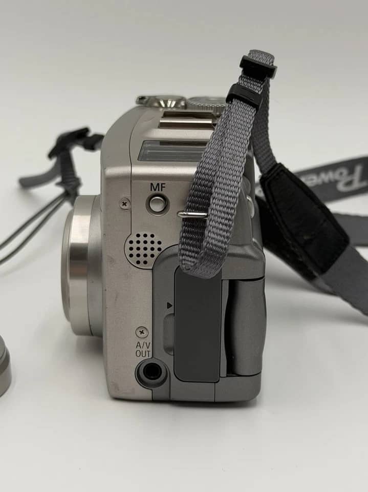 Canon PowerShot G2 Digital Cameras Silver New Body Only