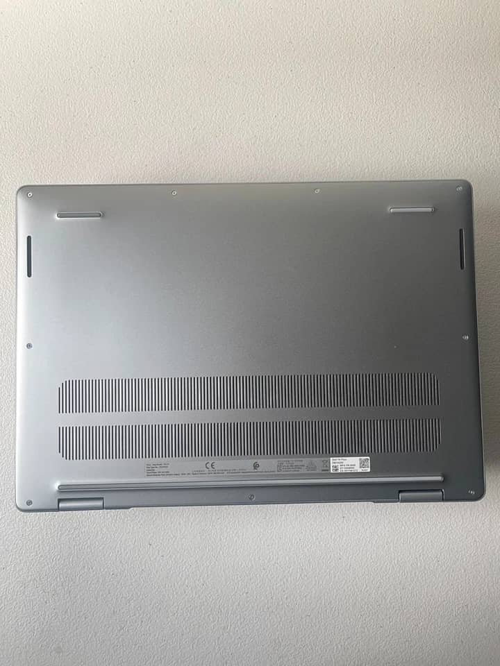 Dell 16 Plus DB16250 Computers 1TB 32GB New