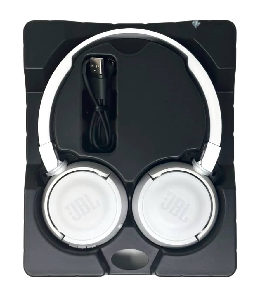 JBL T450BT Headphones & Earbuds Black New
