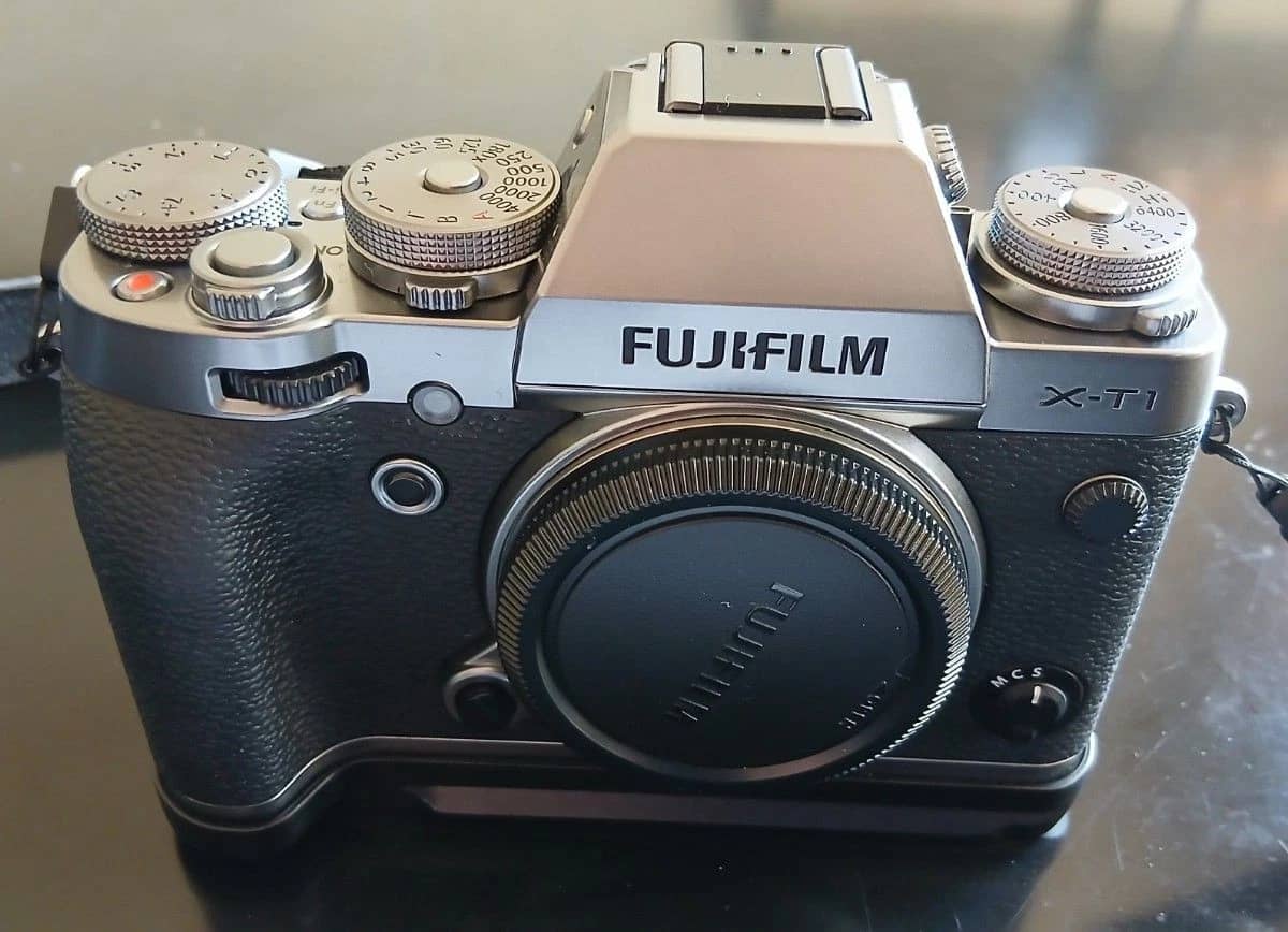 Fujifilm X-T1 Digital Cameras Black New Body Only