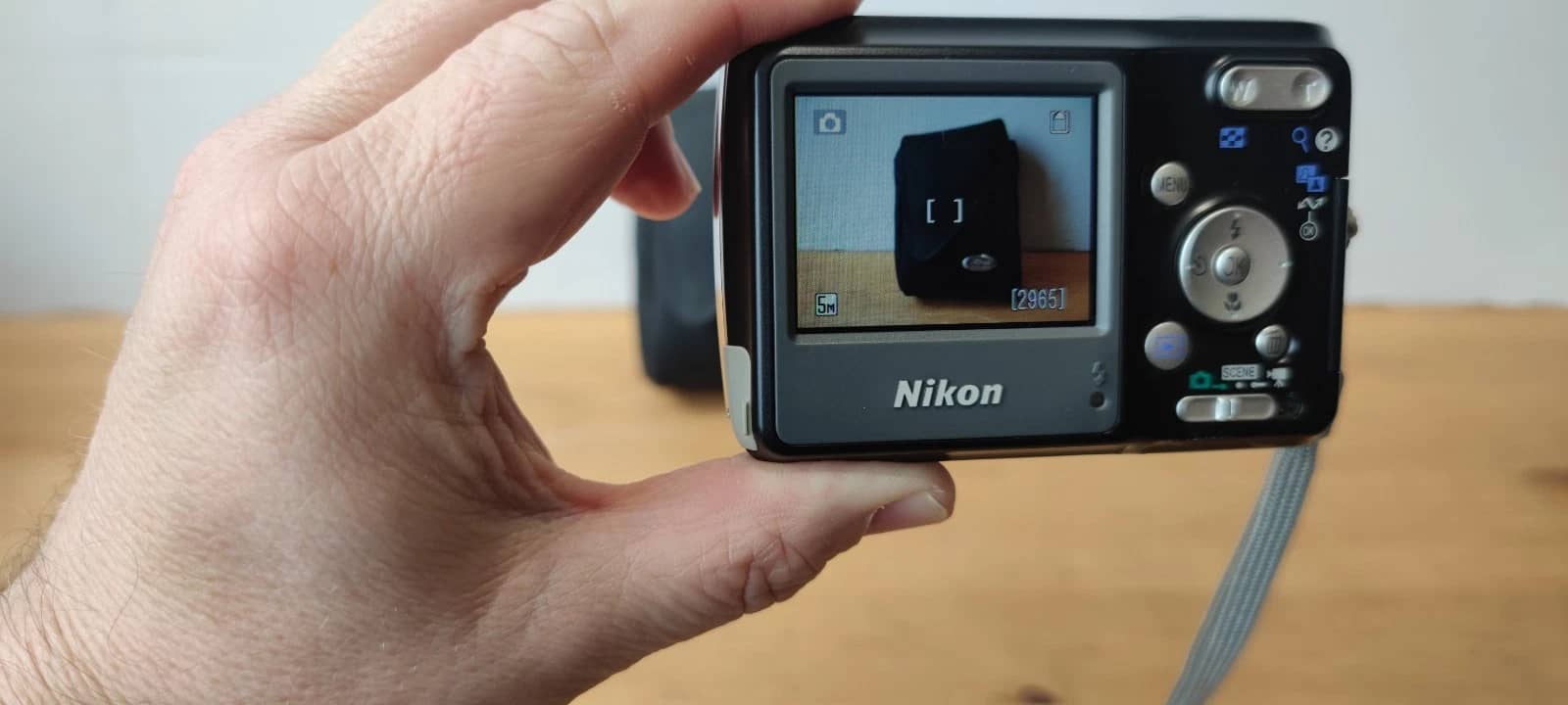 Nikon COOLPIX L3 Digital Cameras Silver New Body Only