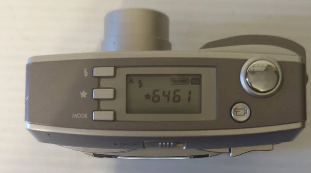 HP Photosmart 735 Digital Cameras Silver Used - Good Body Only
