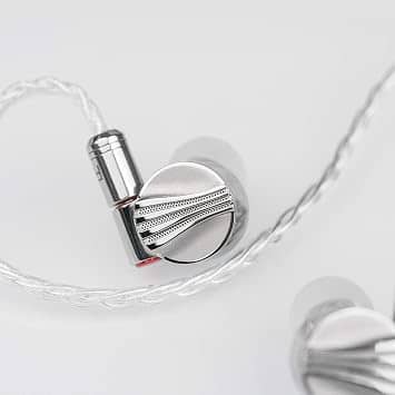 FiiO FD5 Headphones & Earbuds Silver New