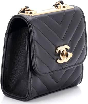 Chanel Trendy CC Clutch Women's bags Small Green Lambskin Gold New