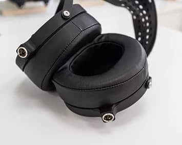 Audeze LCD-2 Classic Headphones & Earbuds Black New