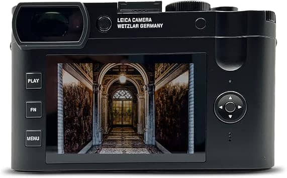 Leica 19051 Digital Cameras Black New Body Only