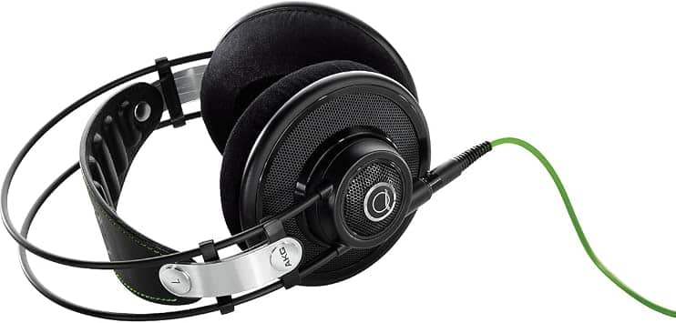 AKG Q 701 Headphones & Earbuds Black New