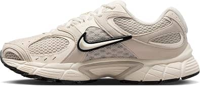 Nike V5 RNR Sneaker Black 7 New