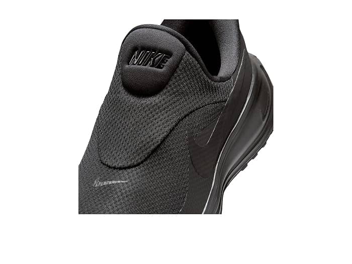Nike Revolution 8 EasyOn Sneaker Black New