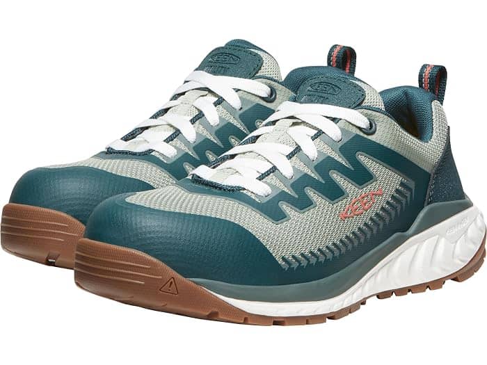 Keen Arvada Sneaker Green Full Size Run New
