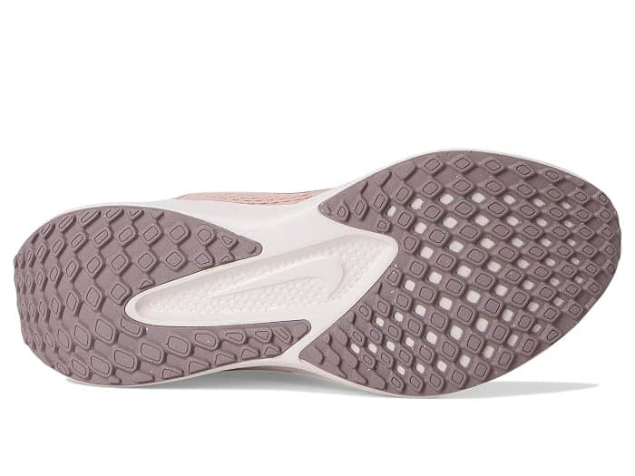 Nike Quest 6 Sneaker White New
