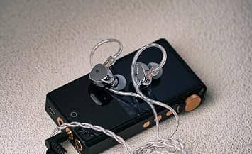 Linsoul SIMGOT EA500 Headphones & Earbuds Silver New