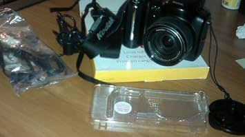 Kodak EasyShare P712 Digital Cameras Black New Body Only