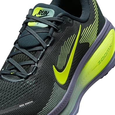 Nike Vomero 18 Sneaker Green 8.5 New