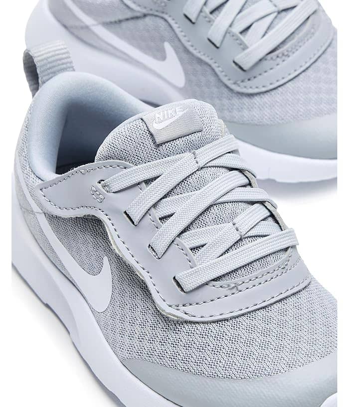 Nike Tanjun EasyOn Sneaker Gray Full Size Run New