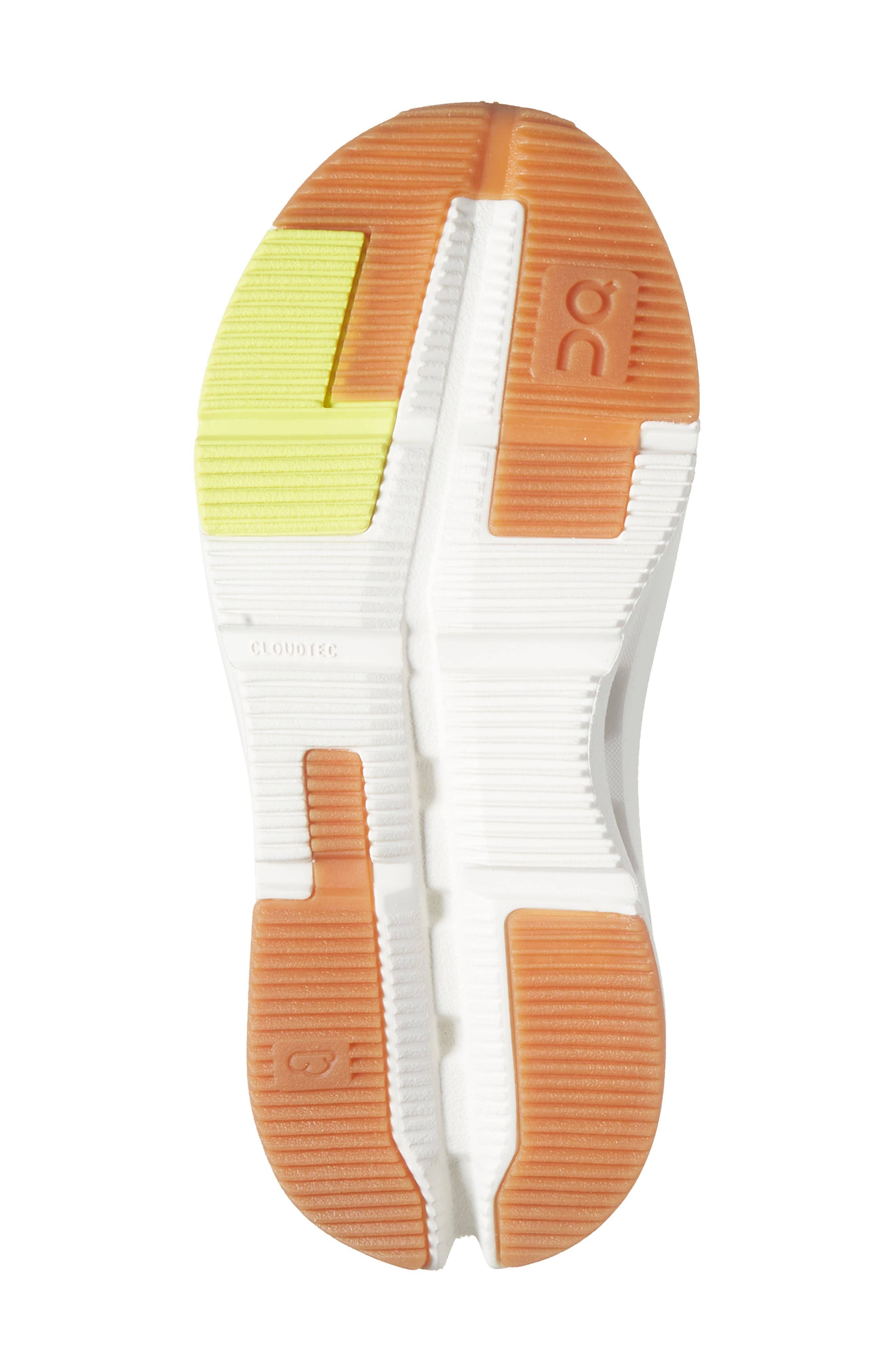 On Cloudnova Sneaker Beige Full Size Run New