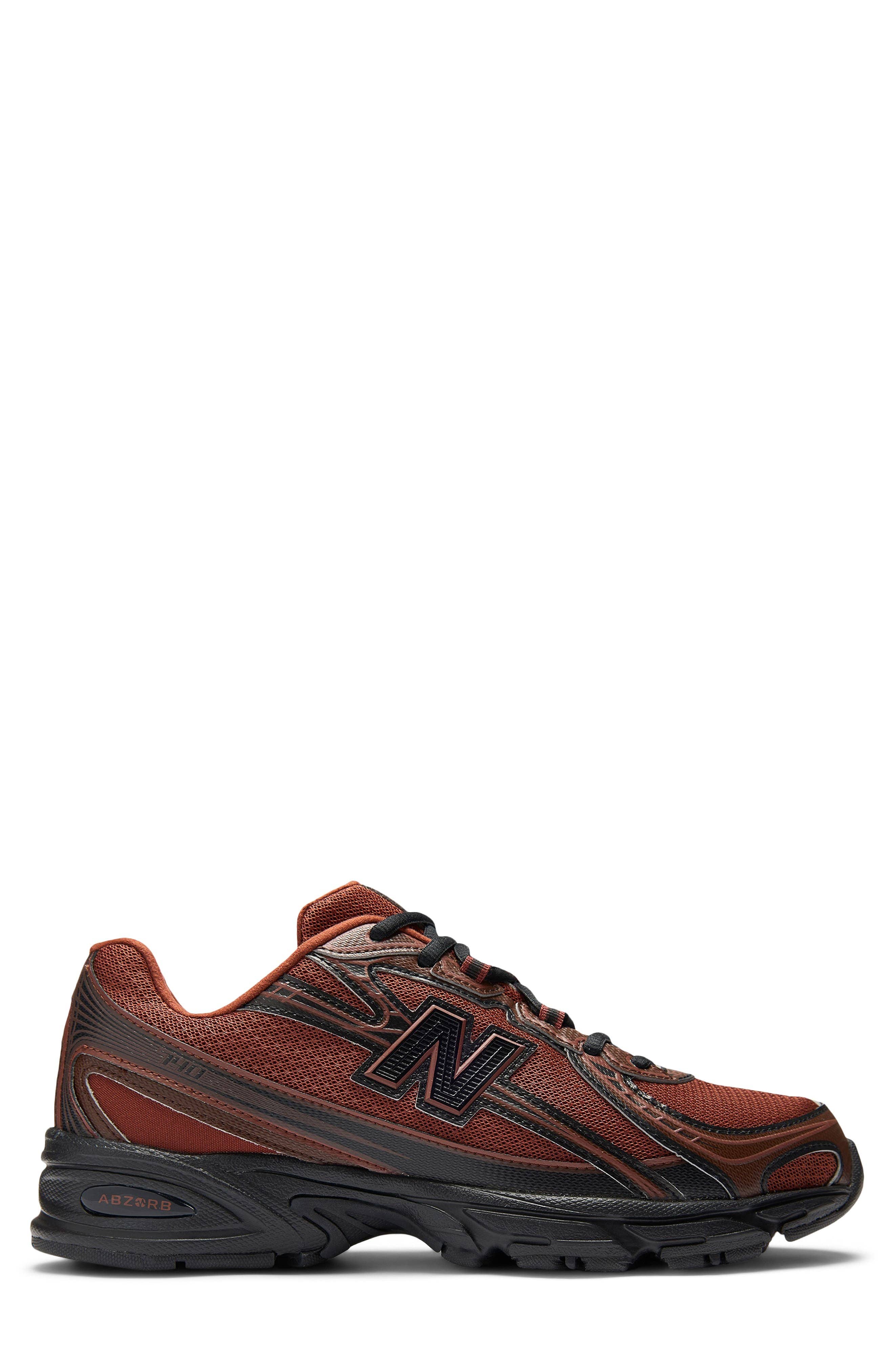 New Balance 740 Sneaker Silver Full Size Run