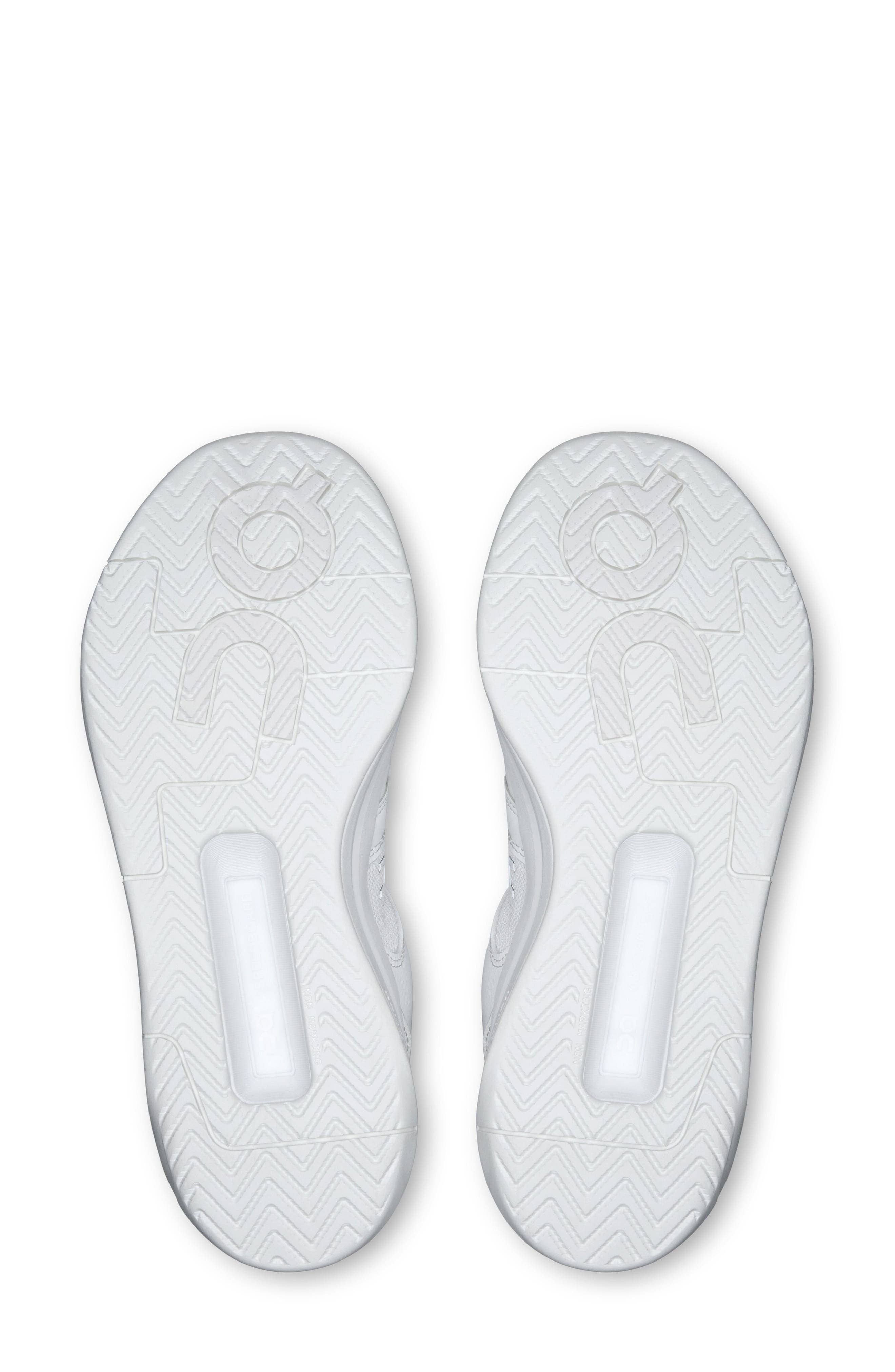 On THE ROGER Clubhouse Pro 2 Sneaker Black New