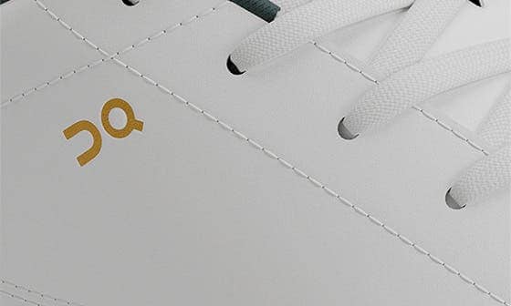 On THE ROGER Centre Court Sneaker White Full Size Run New