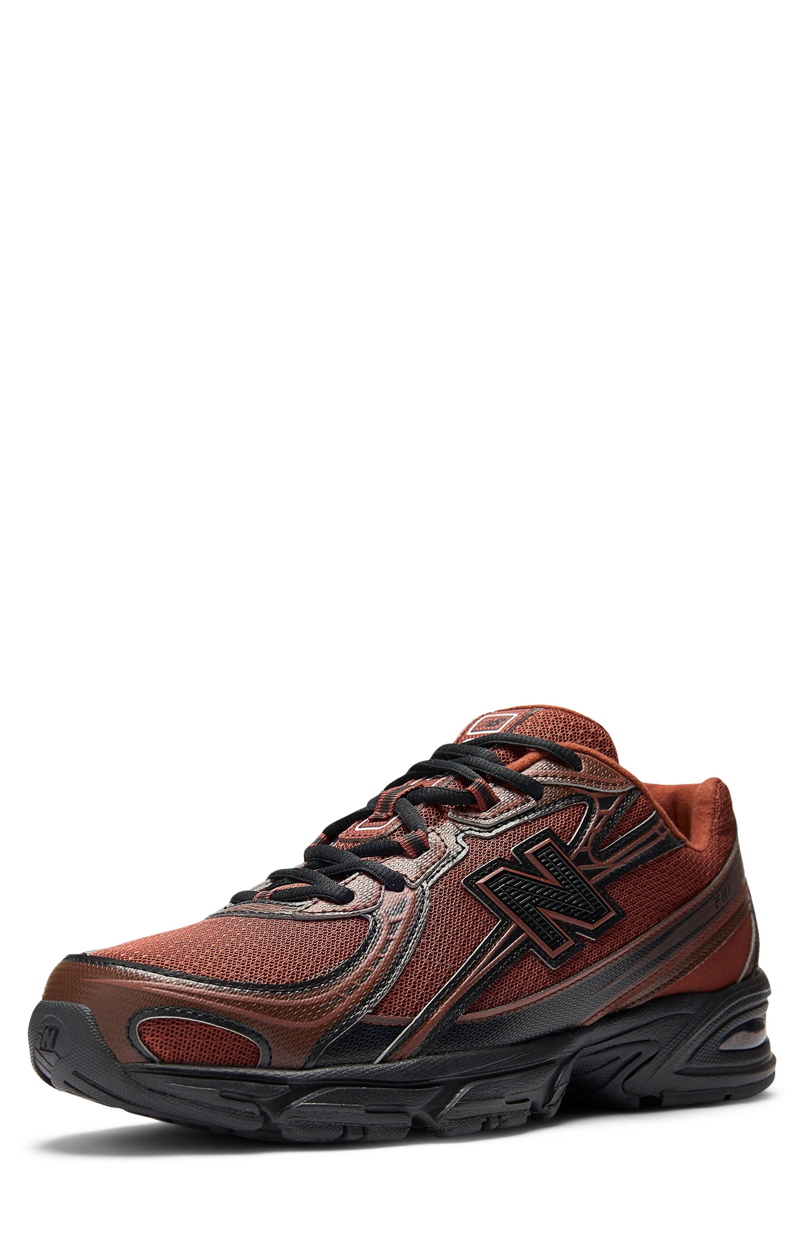 New Balance 740 Sneaker Silver Full Size Run