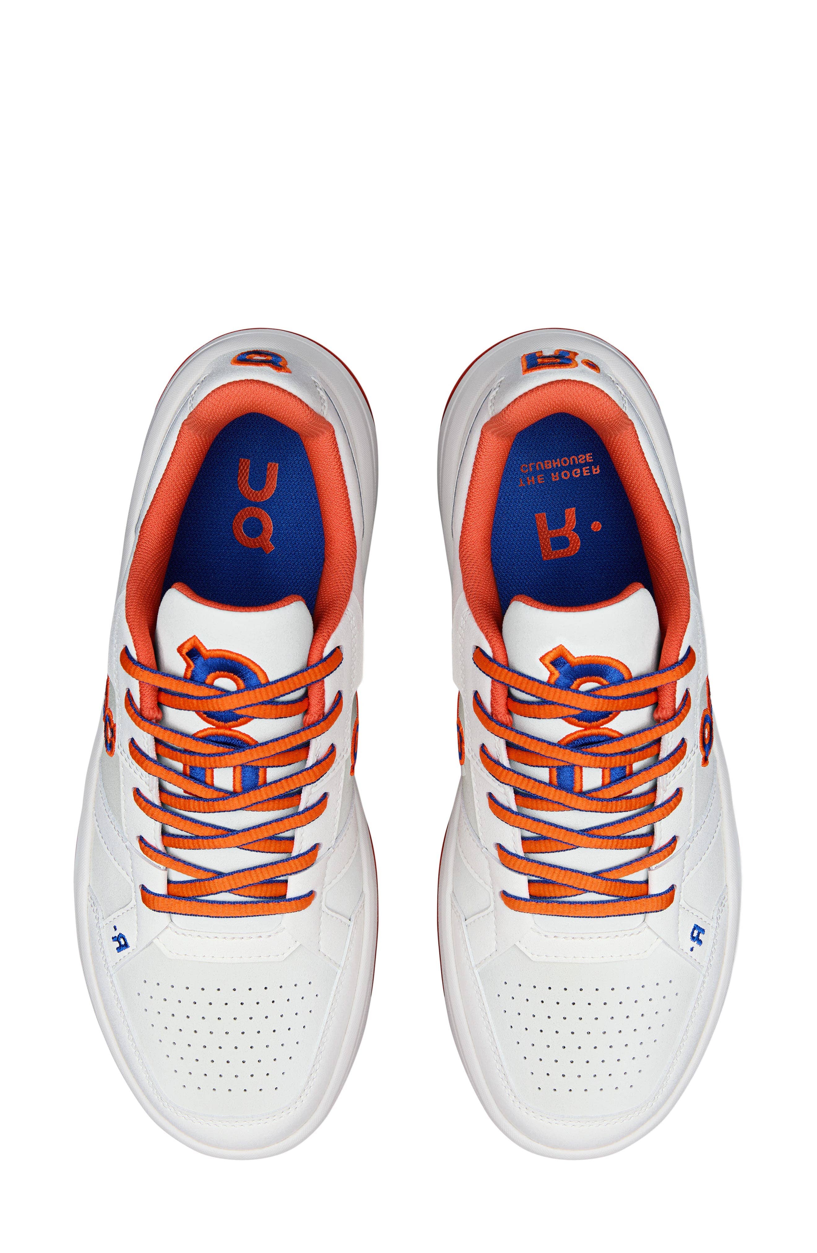On THE ROGER Clubhouse Sneaker White Full Size Run New