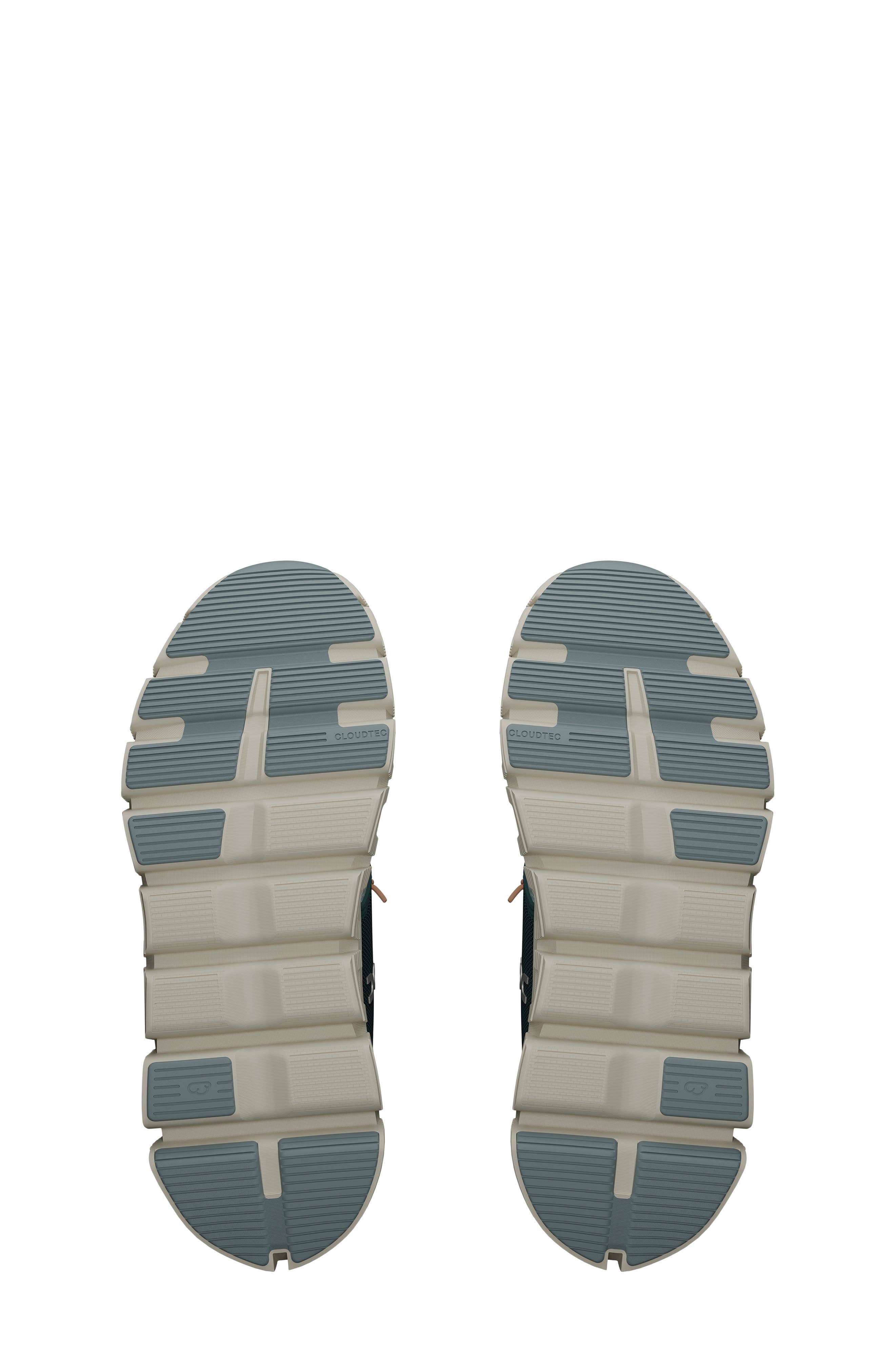 On Cloud Sky 2 Sneaker Black 4.5 New