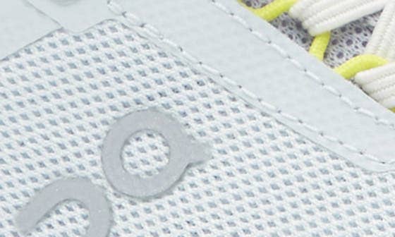 On Cloudnova Sneaker Beige Full Size Run New