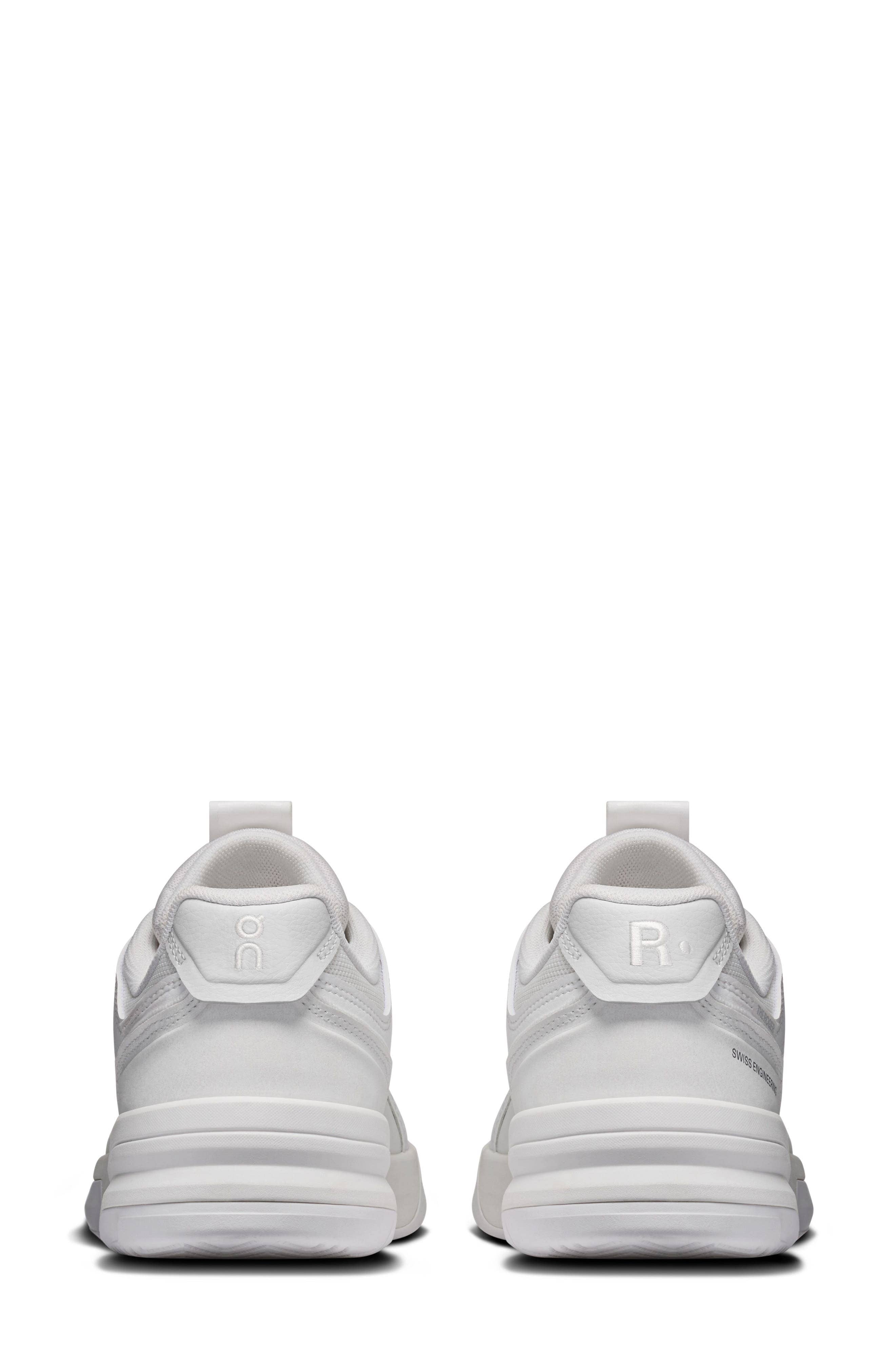 On THE ROGER Clubhouse Pro 2 Sneaker Black New