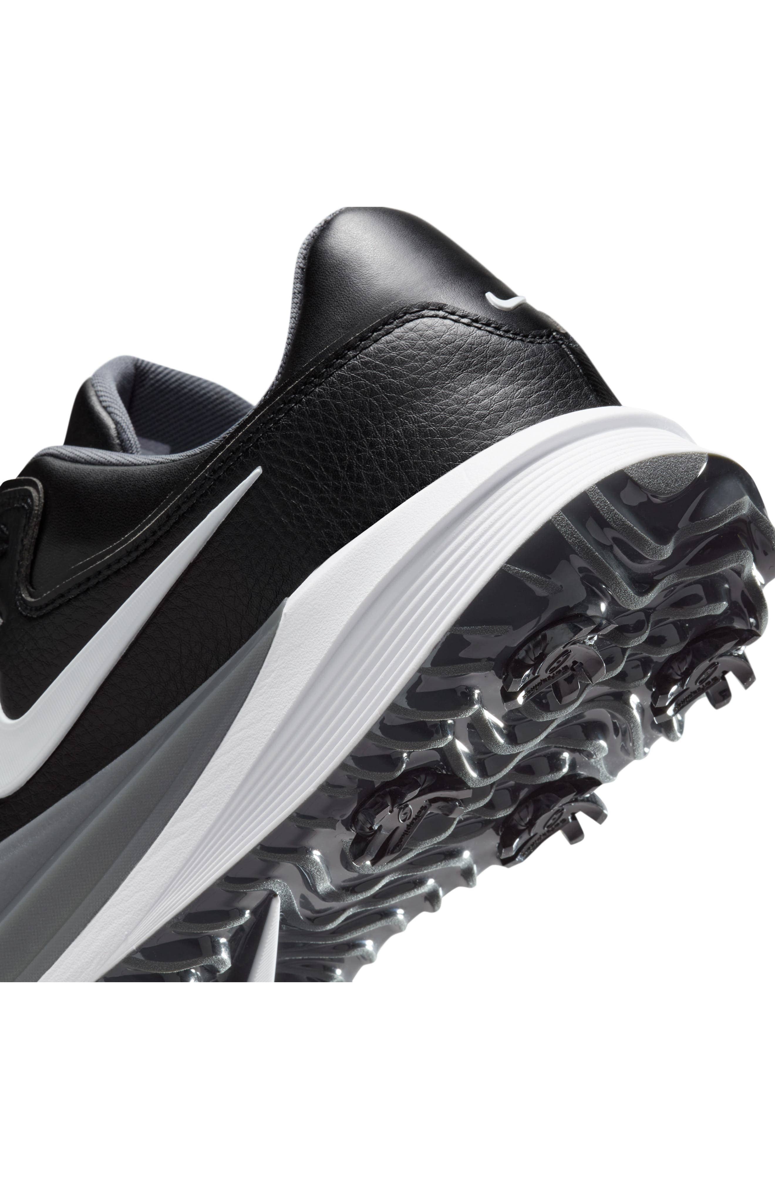 Nike Victory Pro 4 Sneaker Black New