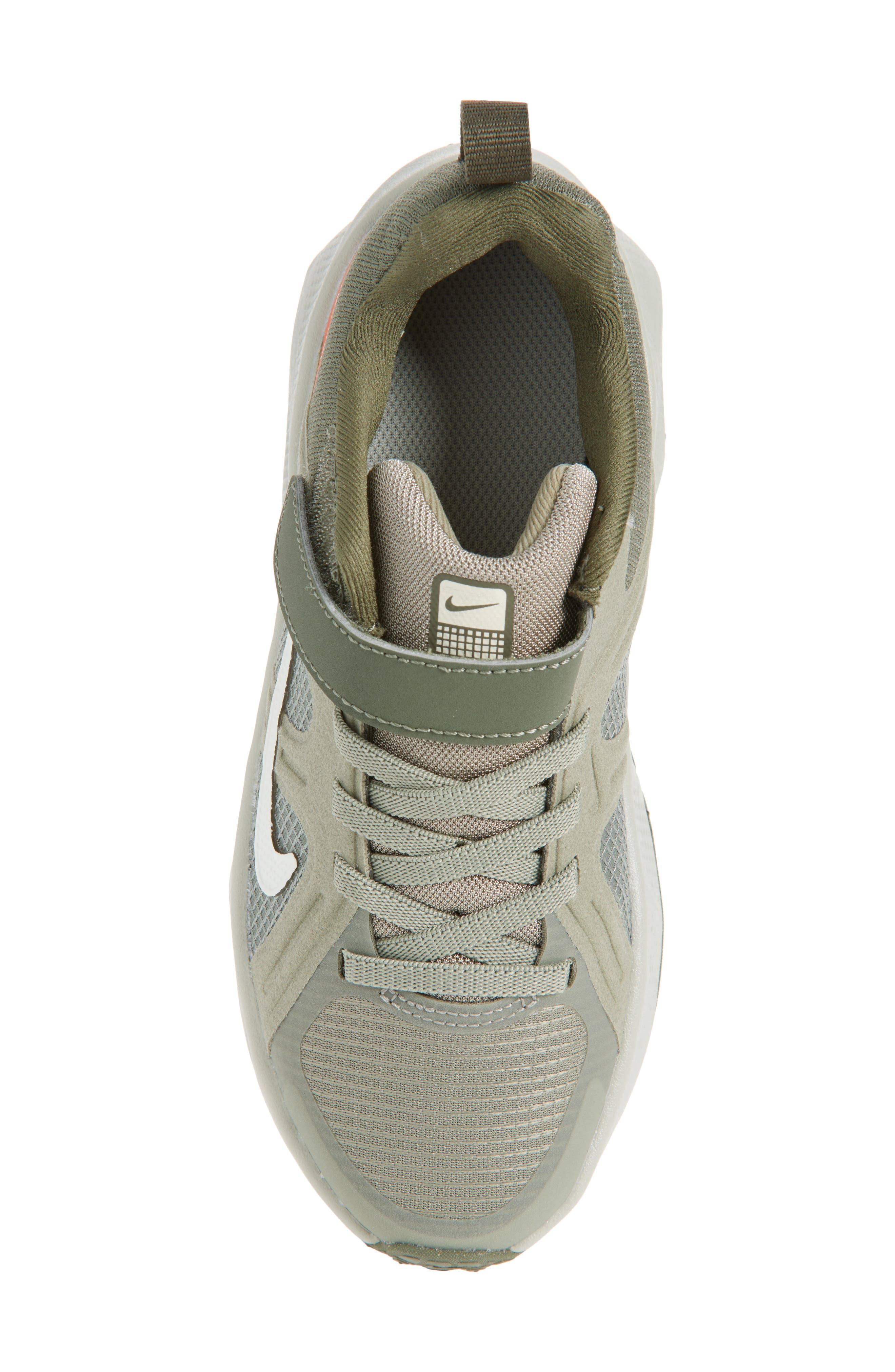 Nike Metro Tek Sneaker White Full Size Run New