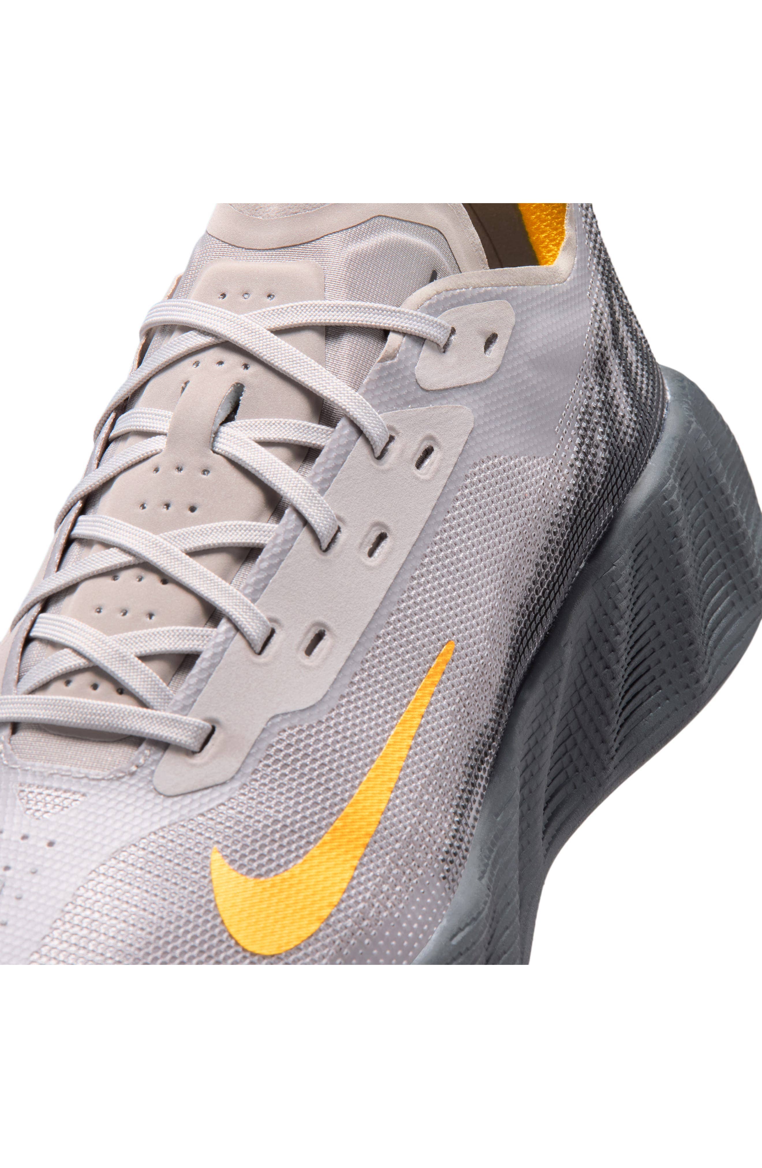 Nike Ava X Sneaker Orange 3 New