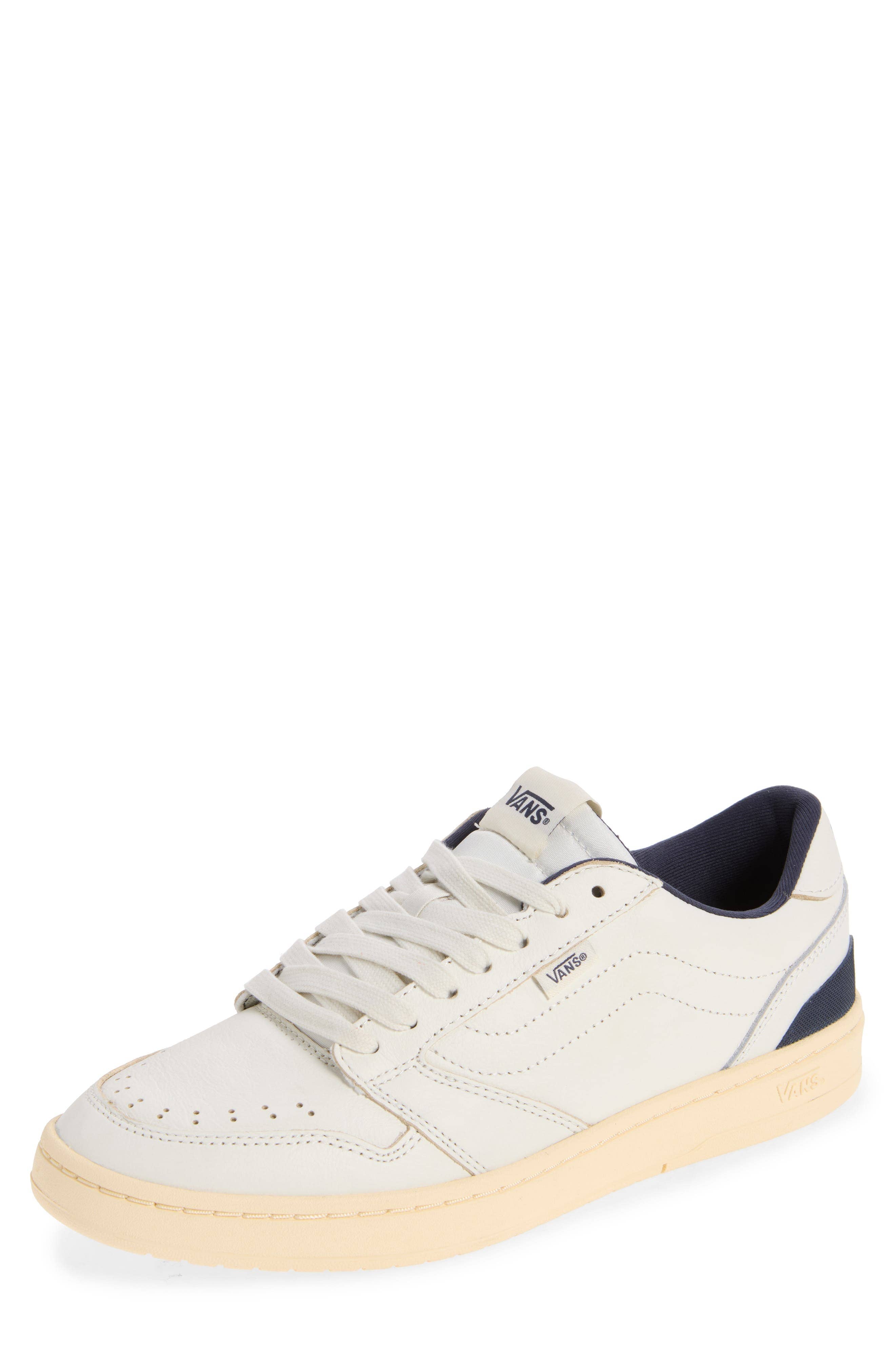 Vans Court Low Sneaker White Full Size Run New