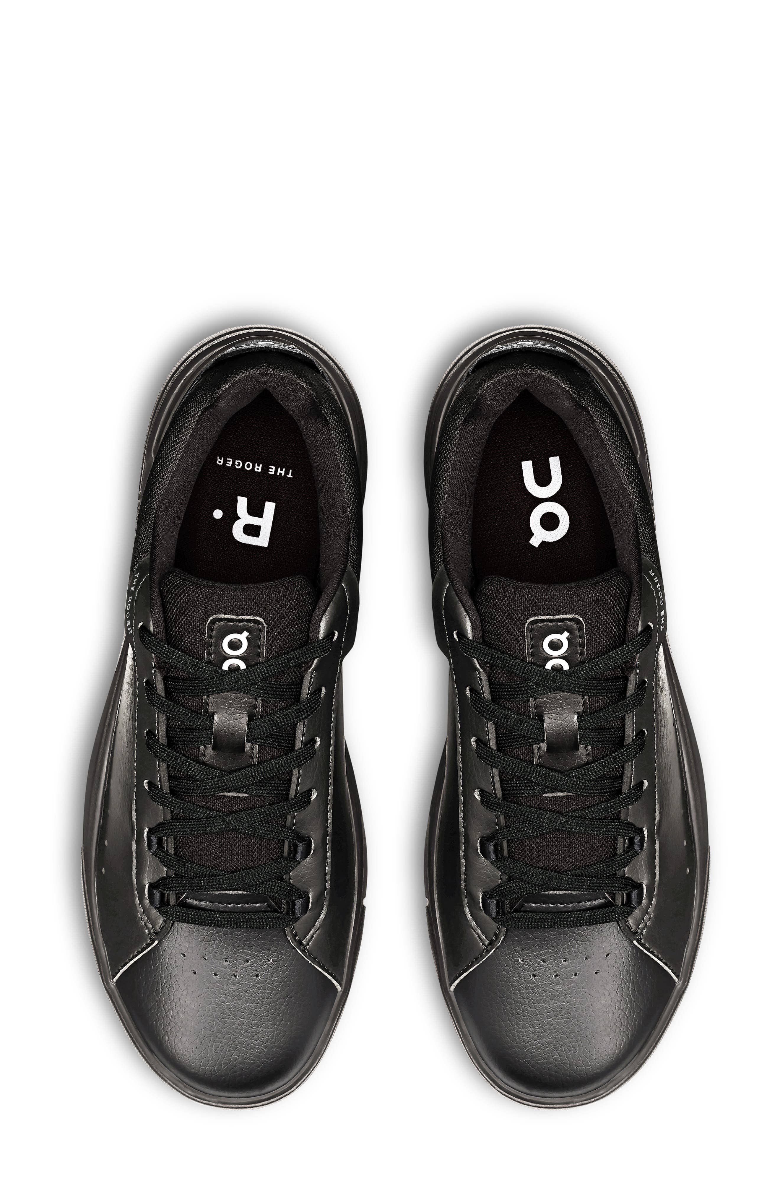 On THE ROGER Advantage Sneaker Black 1 New