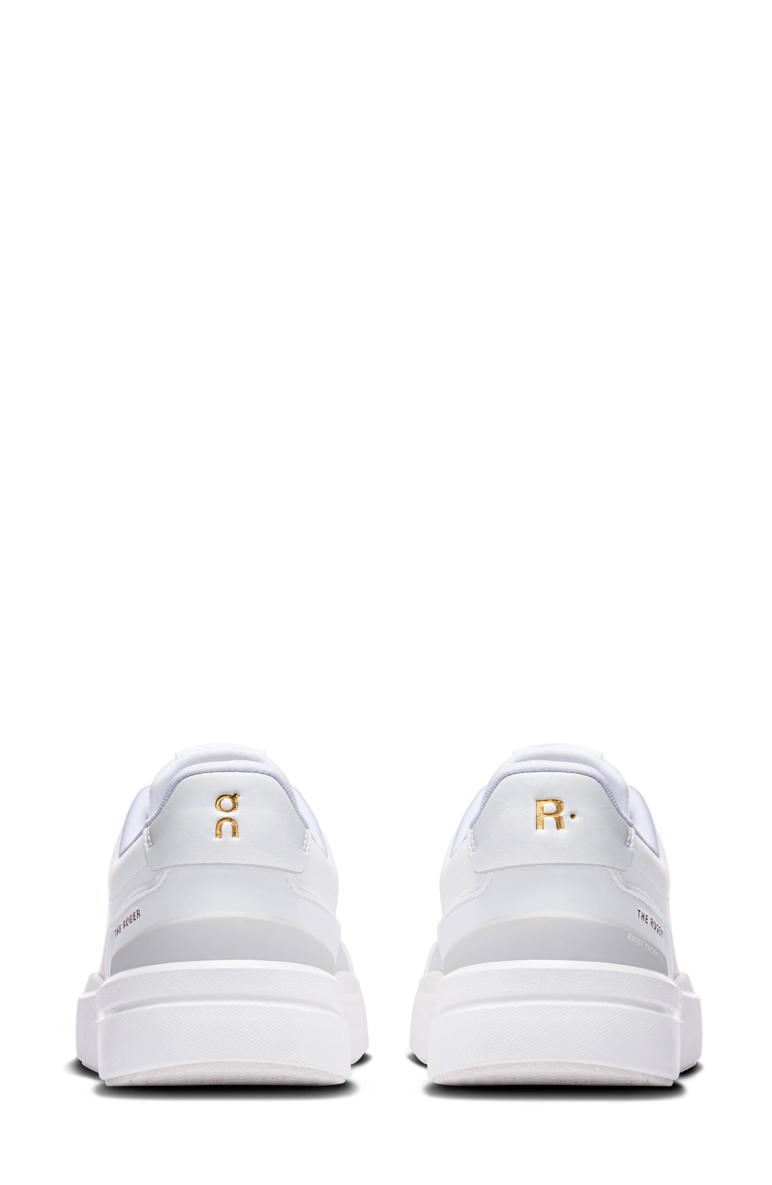 On THE ROGER Centre Court Sneaker White Full Size Run New