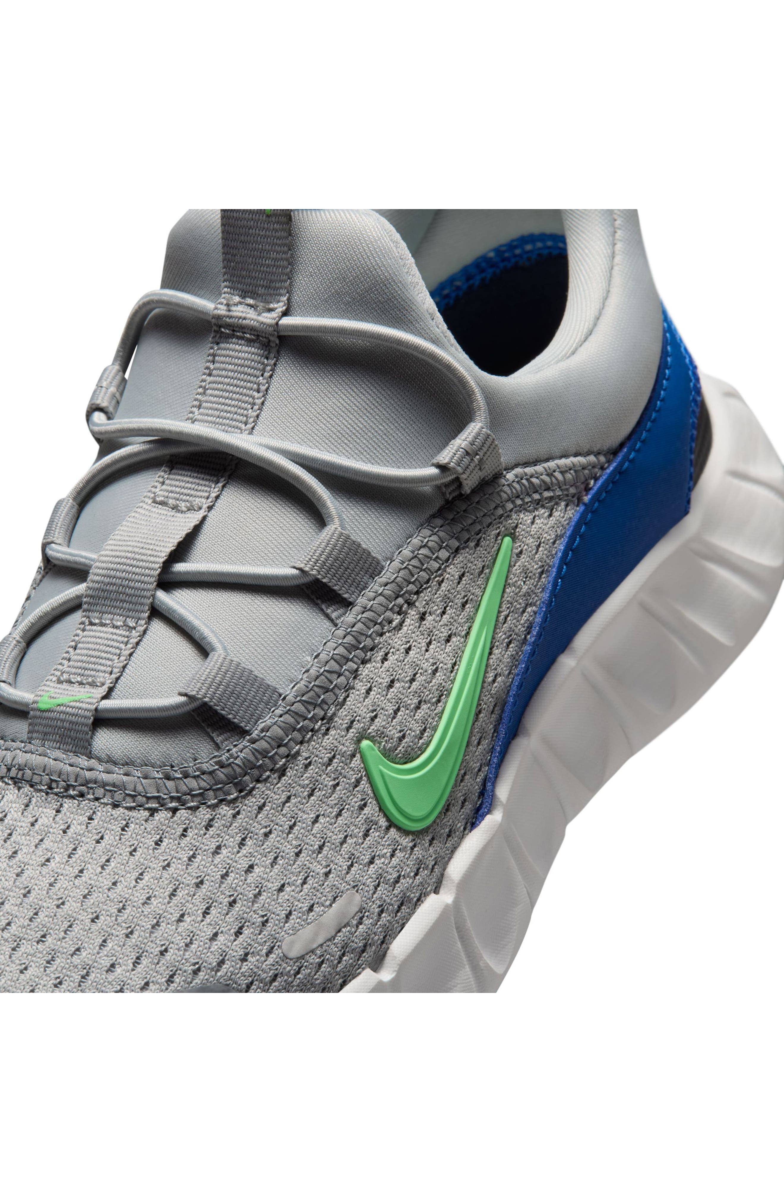 Nike Free Ride Sneaker White Full Size Run New