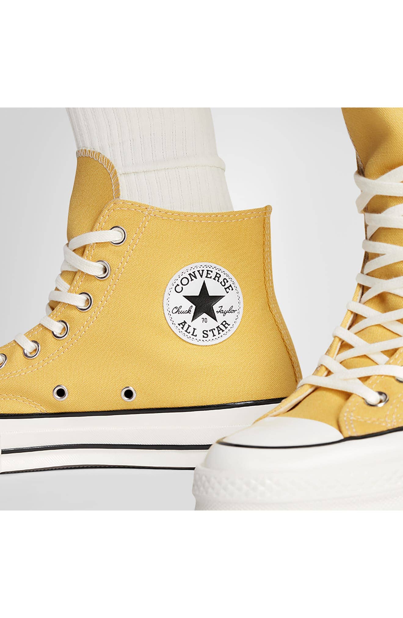 Converse Chuck Taylor All Star Low Sneaker Yellow Full Size Run New