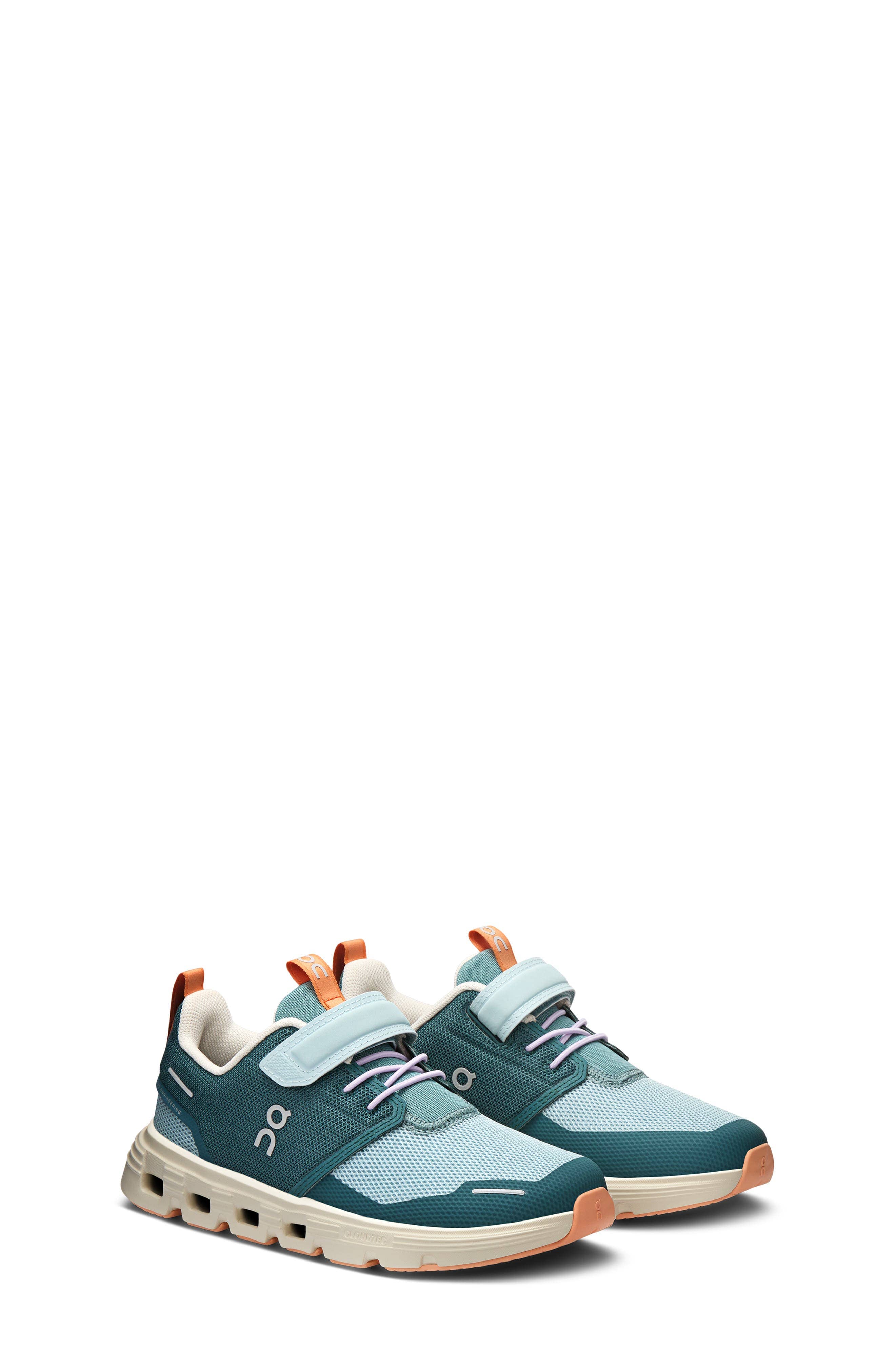 On Cloud Play 2 Sneaker Pink New
