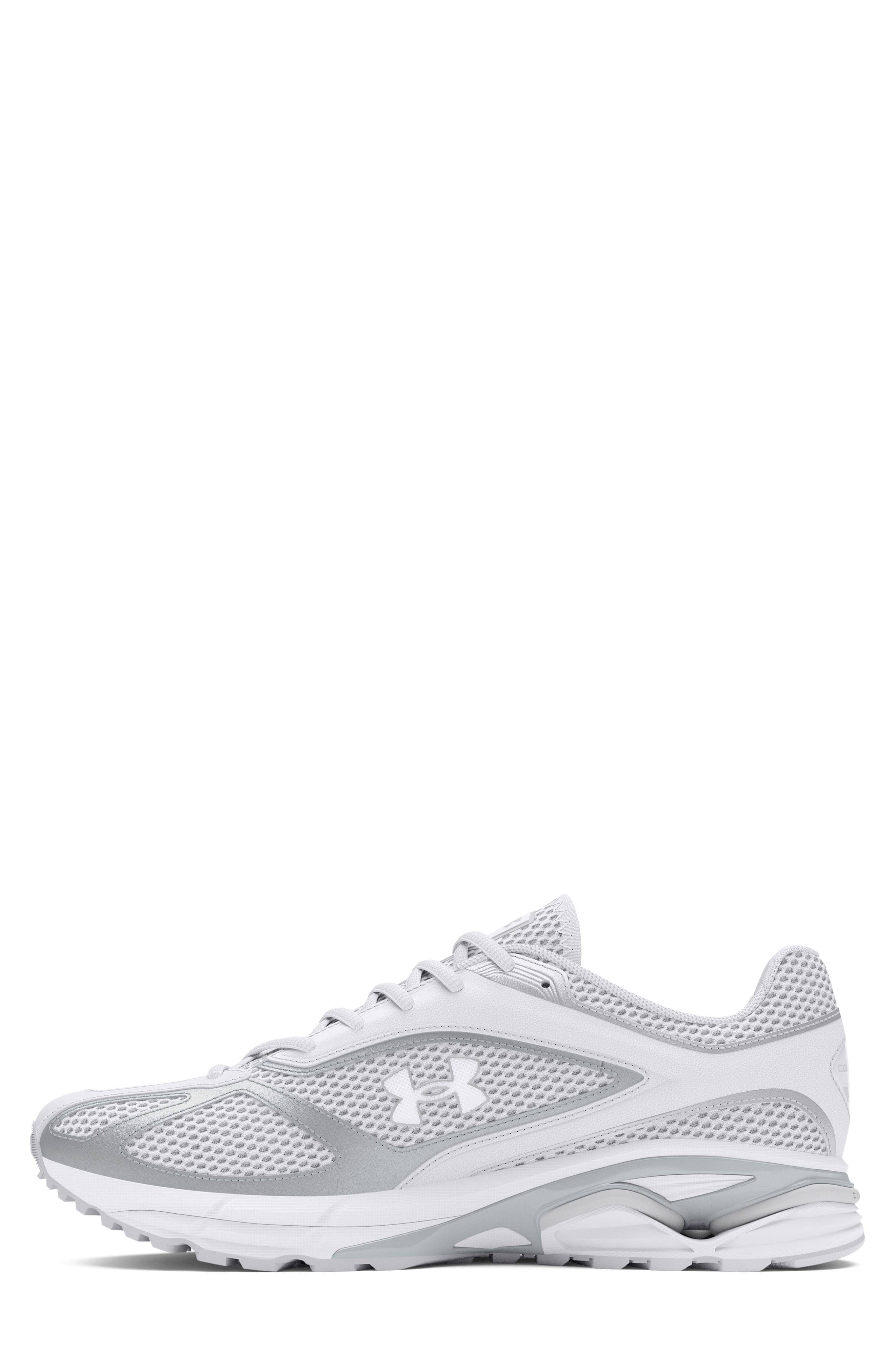 Under Armour UA Apparition Sneaker White Full Size Run New