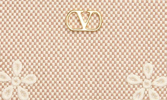 Valentino Garavani VLogo Signature Pouch Women's bags Black Calfskin New