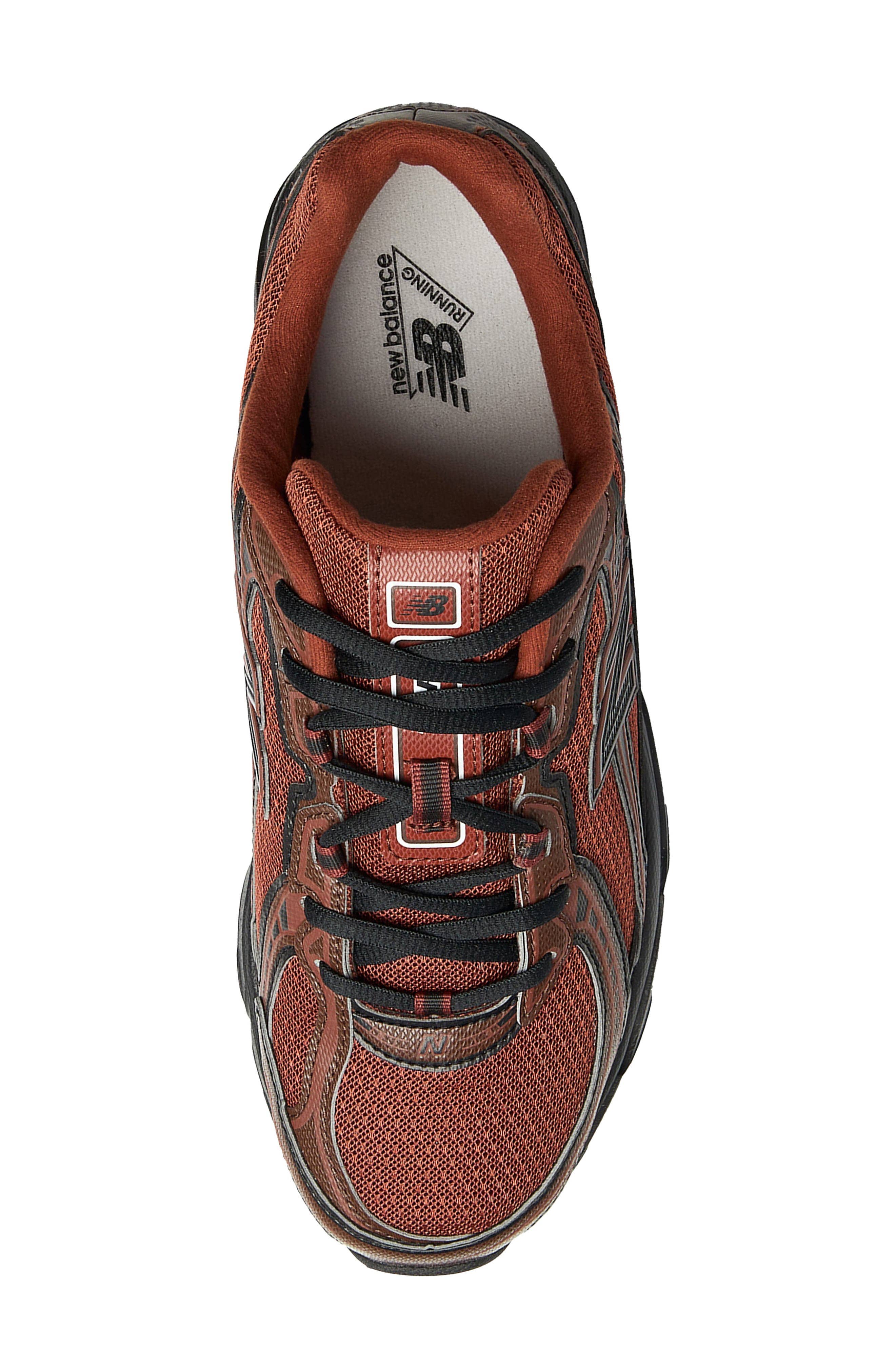 New Balance 740 Sneaker Silver Full Size Run