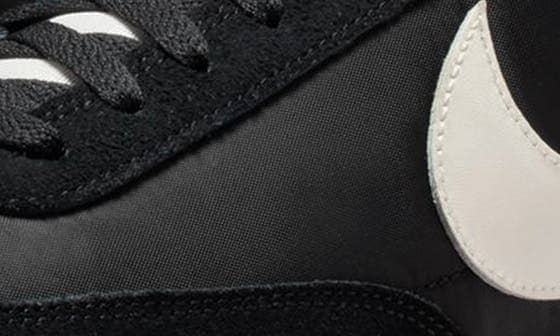 Nike Waffle Racer Sneaker Black 9.5 New