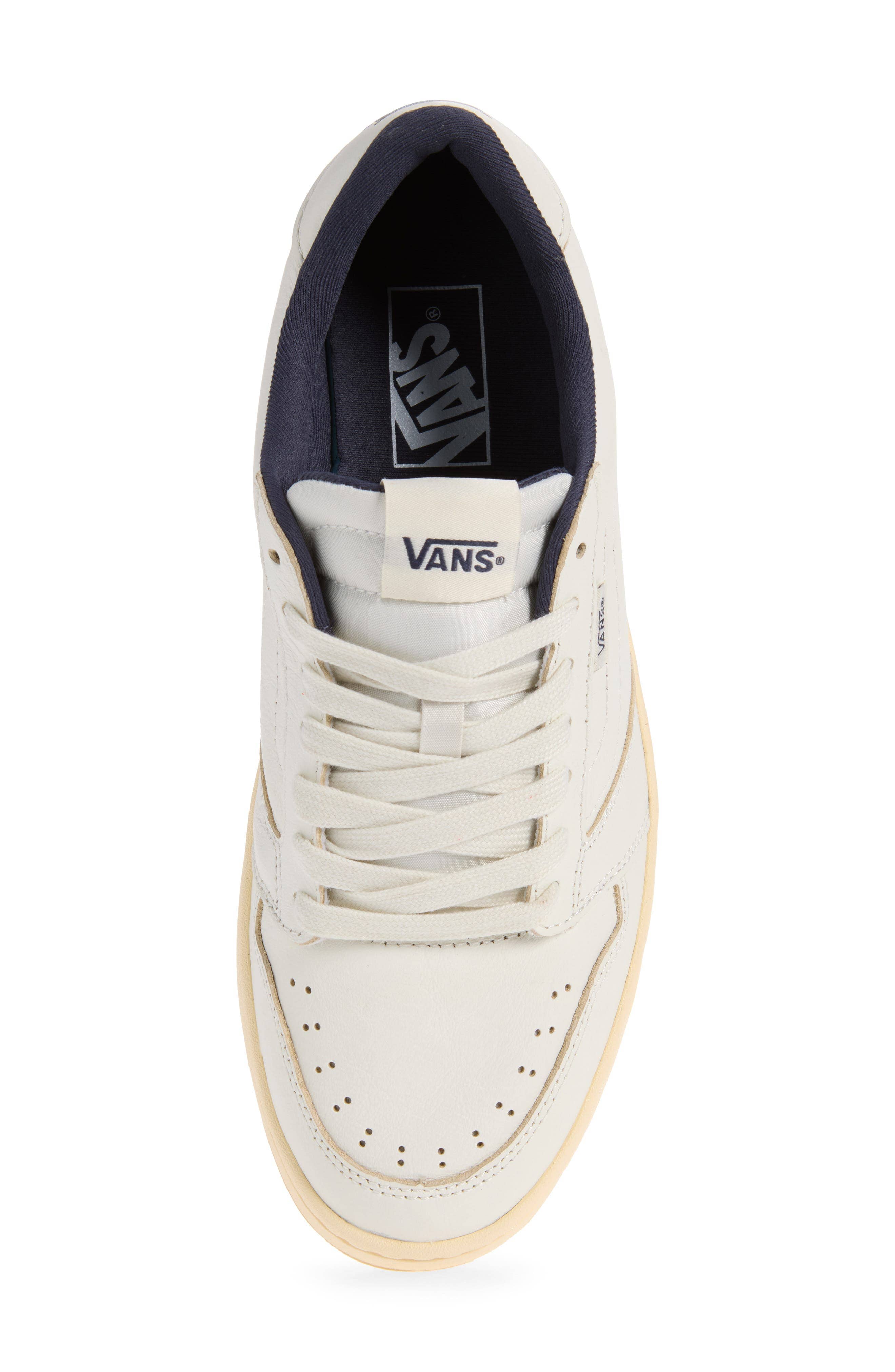Vans Court Low Sneaker White Full Size Run New
