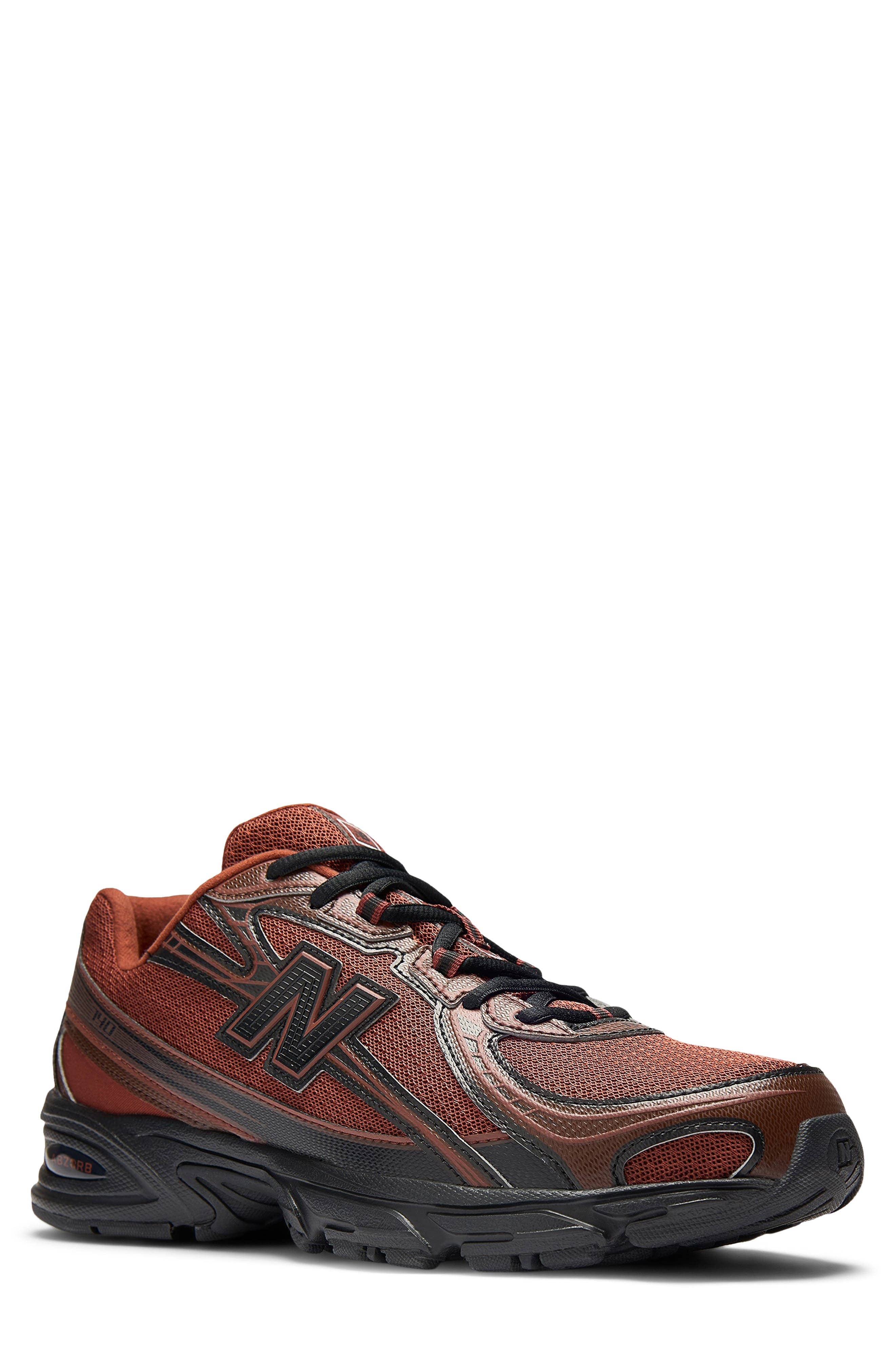 New Balance 740 Sneaker Silver Full Size Run