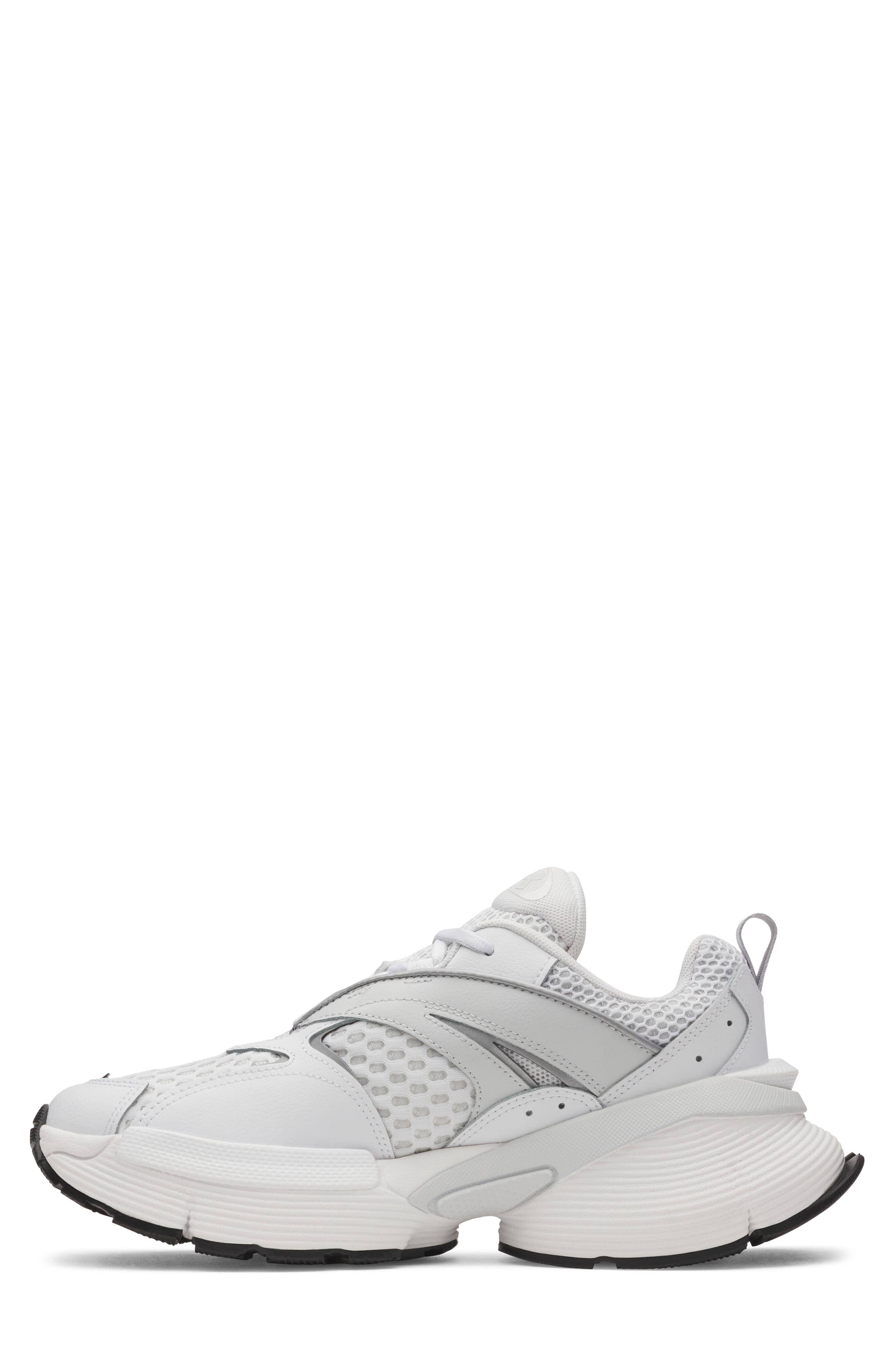 Under Armour UA Arc 96 Sneaker Pink Full Size Run New
