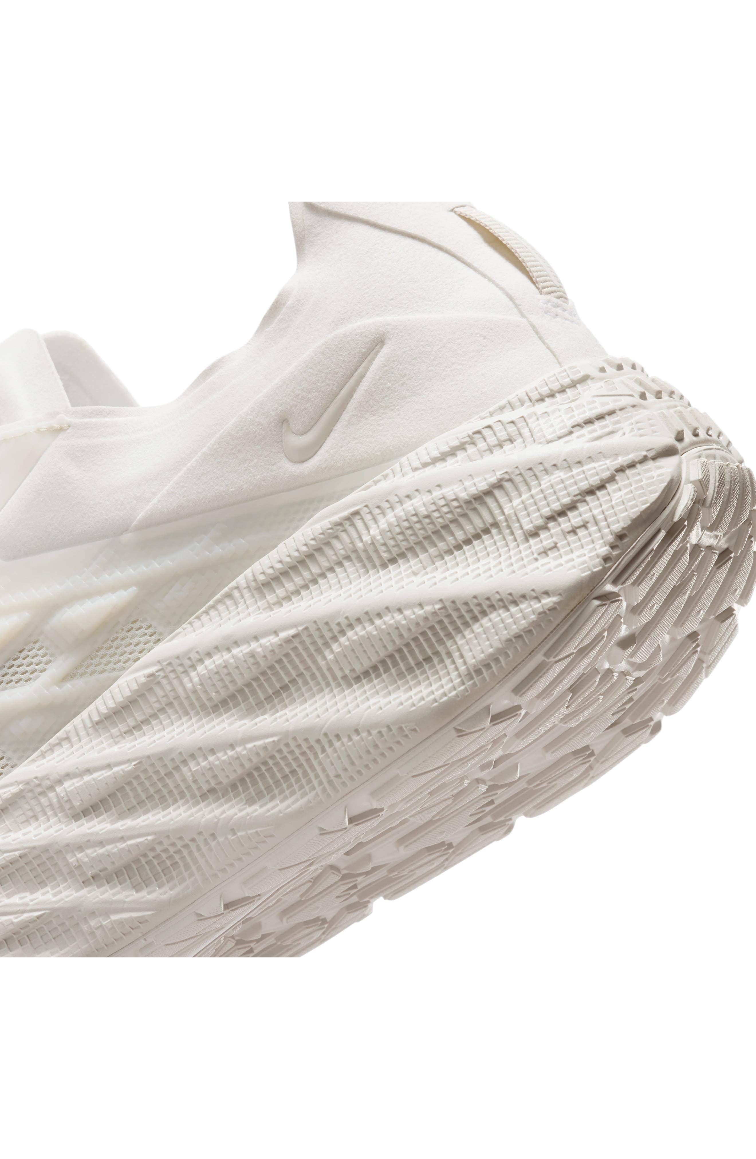 Nike Ava Edge Sneaker White 10 New