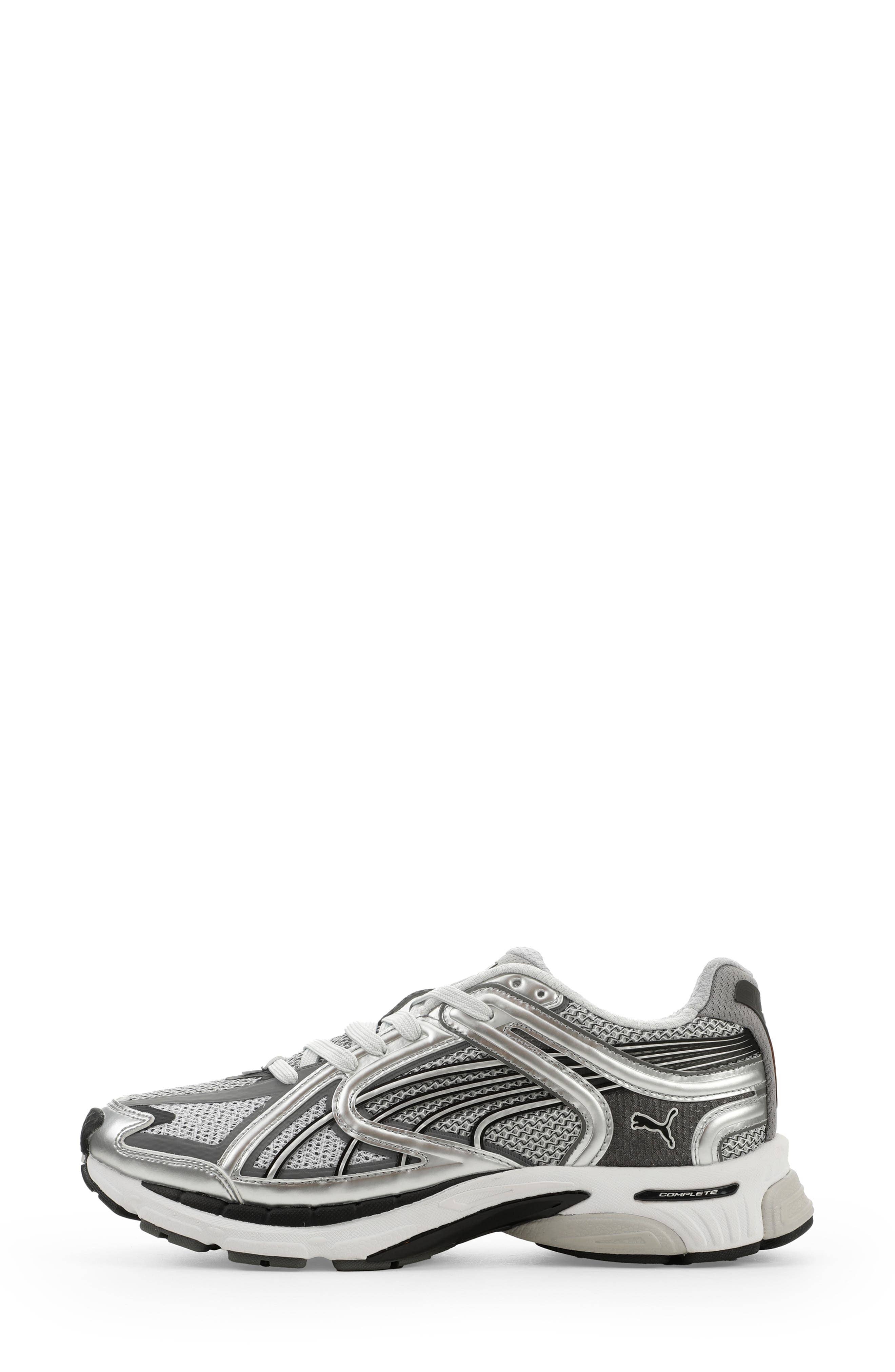 Puma SkyJet Sneaker Black Full Size Run New