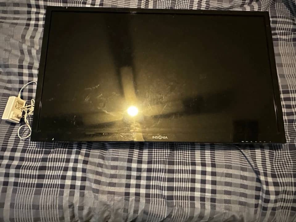Insignia F201NA23 TVs Black New