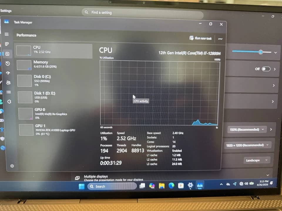 Dell Precision 5470 Computers 1TB 32GB Refurbished - Premium