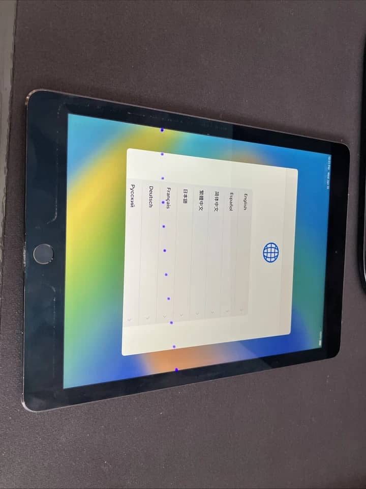Apple iPad Pro 1st Tablets Gold 128GB For parts or not working 9.7"
